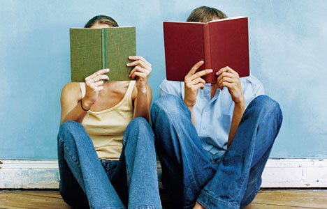 8 Ways Summer Reading Helps Your Student Succeed
